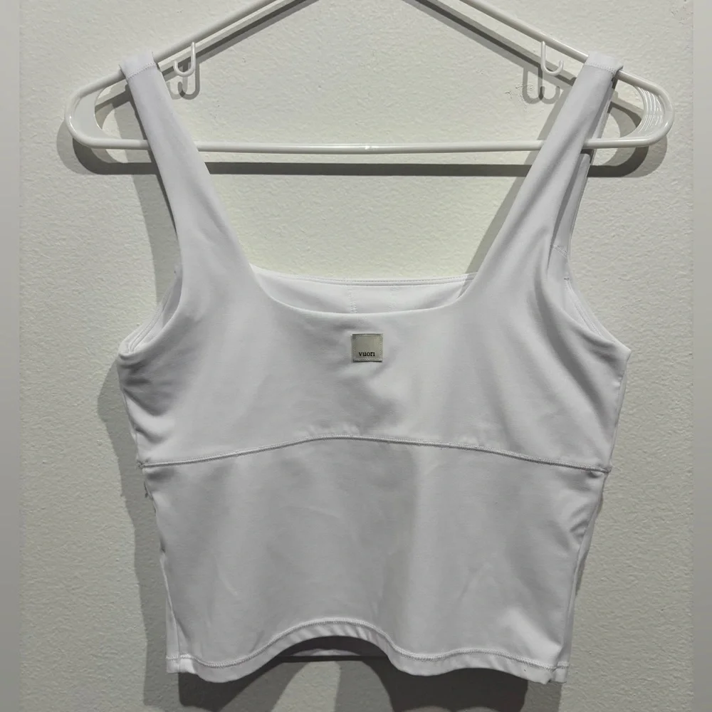 Vuori Alltheform Tank Size Small - Picture 4 of 4